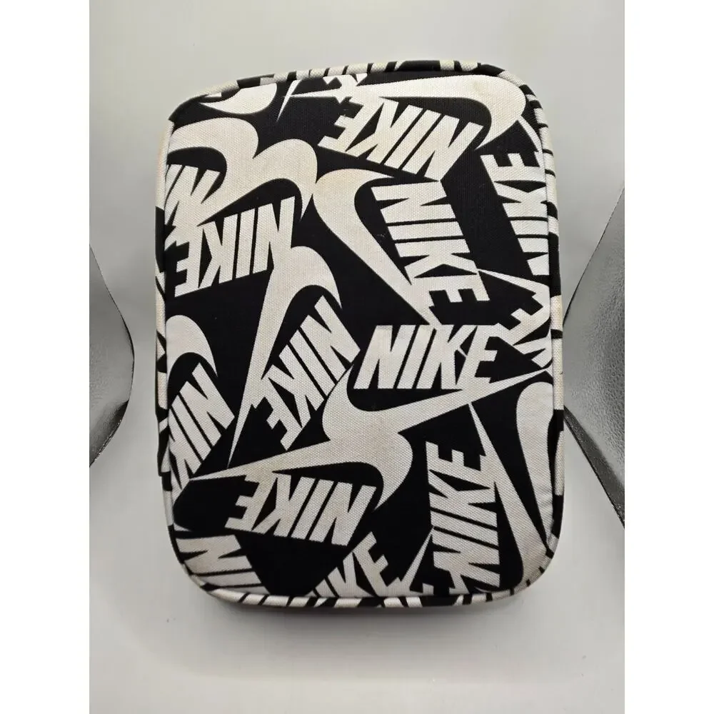 Nike unisex kid